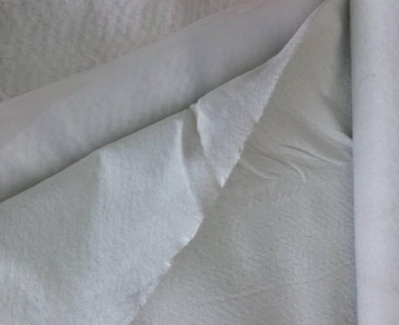 兩布一（yī）膜（mó）土工布