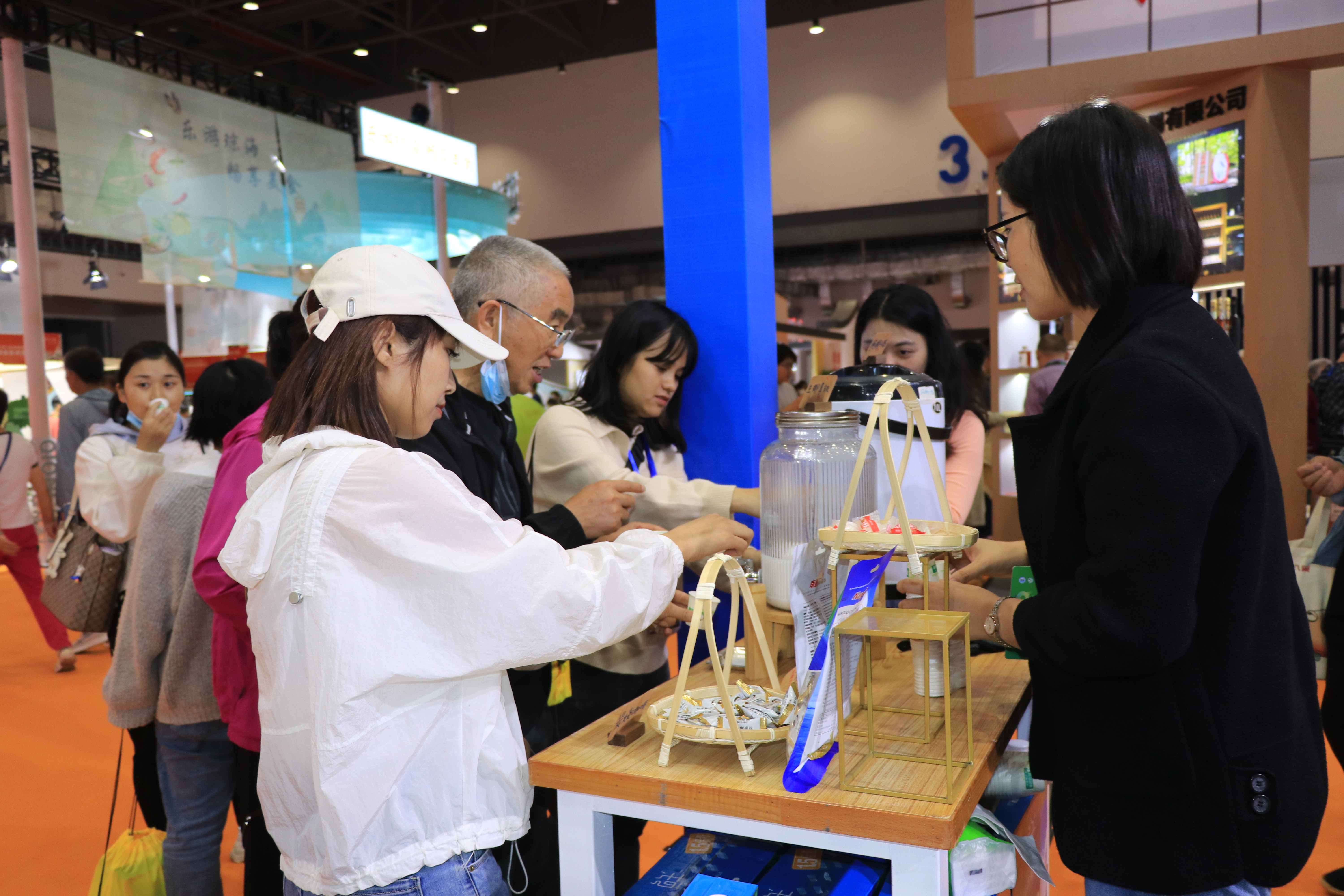 1701655339643620.jpg 4自助品嚐麻豆蜜桃传媒在线观看飲品.JPG